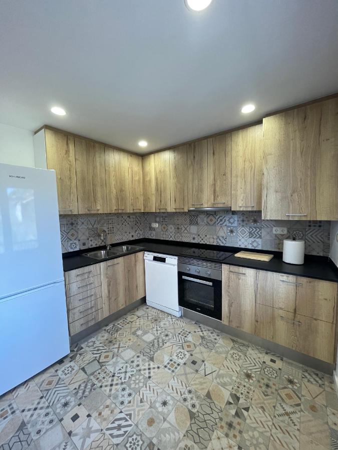 Apartamento Centrico En Berga - Alberga Luaran gambar