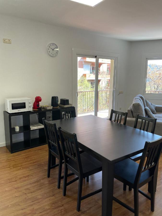 Apartamento Centrico En Berga - Alberga Luaran gambar